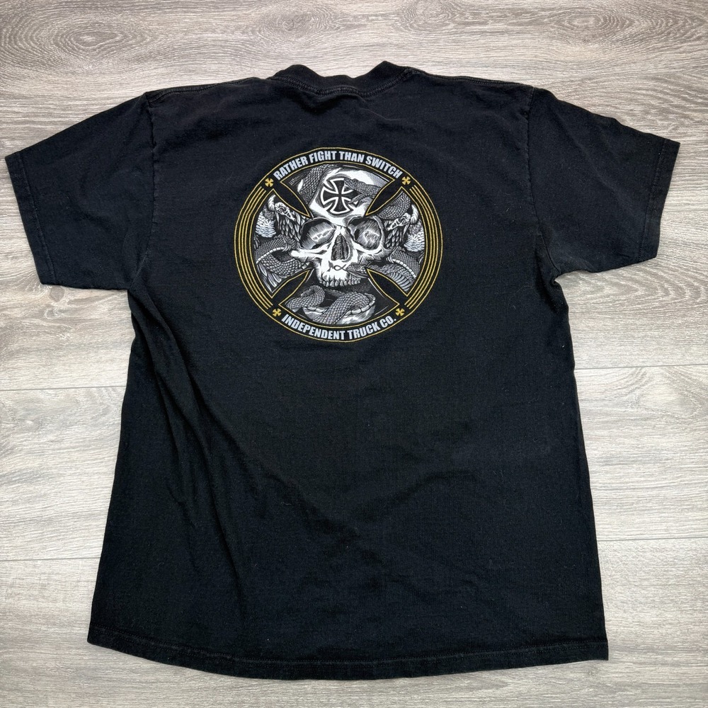 Independent Trucks Shirt Vintage Mens Medium Black Skateboarding Tribal Skull
